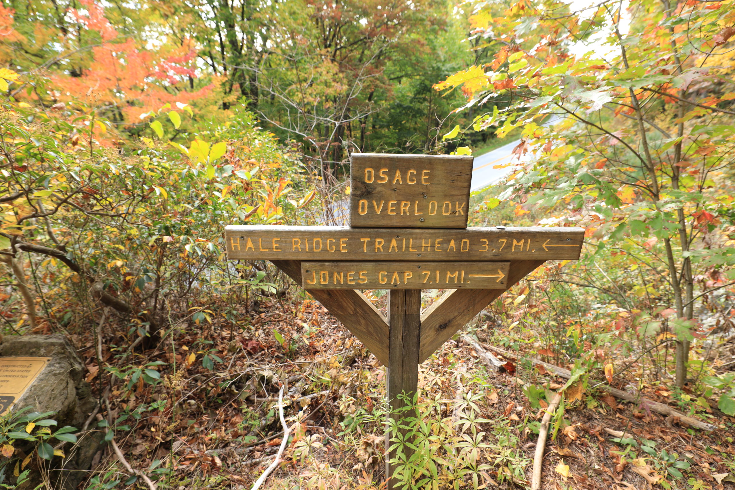 Trailhead sign at Osage Overlook on the Bartram Trail